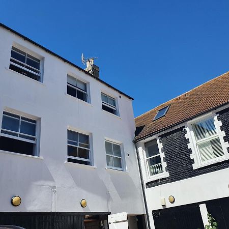 Waynes Place Hotel Brighton Bagian luar foto