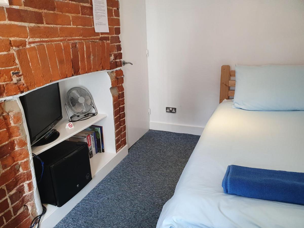 Waynes Place Hotel Brighton Bagian luar foto